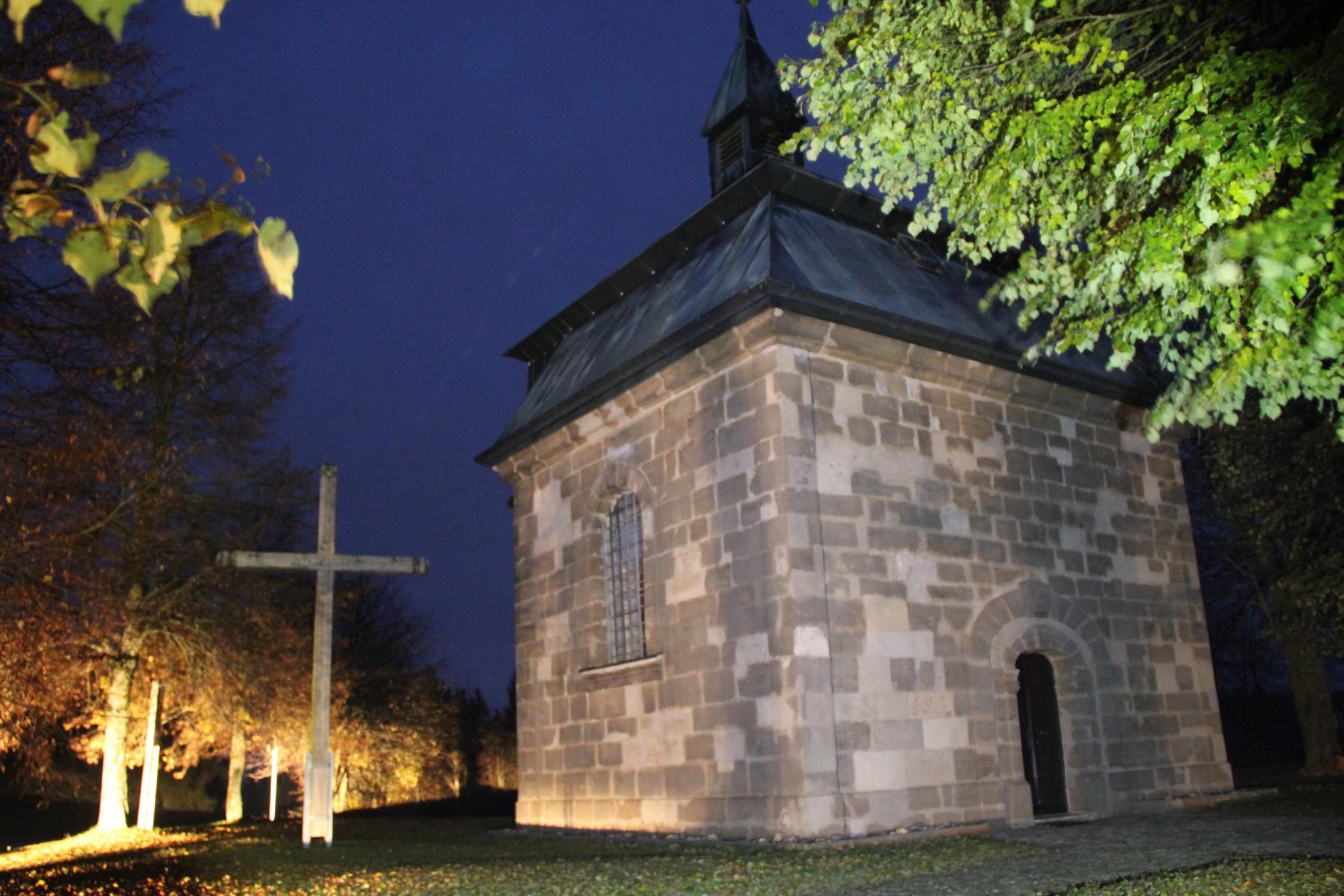 Kalvarienberg bei Nacht
